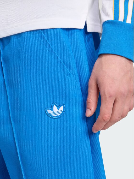 adidas adidas Spodnie materiałowe Originals Real Madrid Błękitny Loose Fit