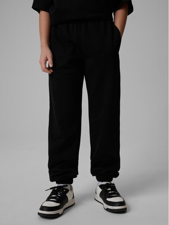 4F 4F Pantaloni da tuta 4FJRMM00TTROF1794-20S Nero Jogger Fit