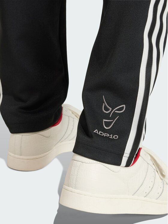 adidas adidas Spodnie dresowe Juventus FC Czarny Regular Fit