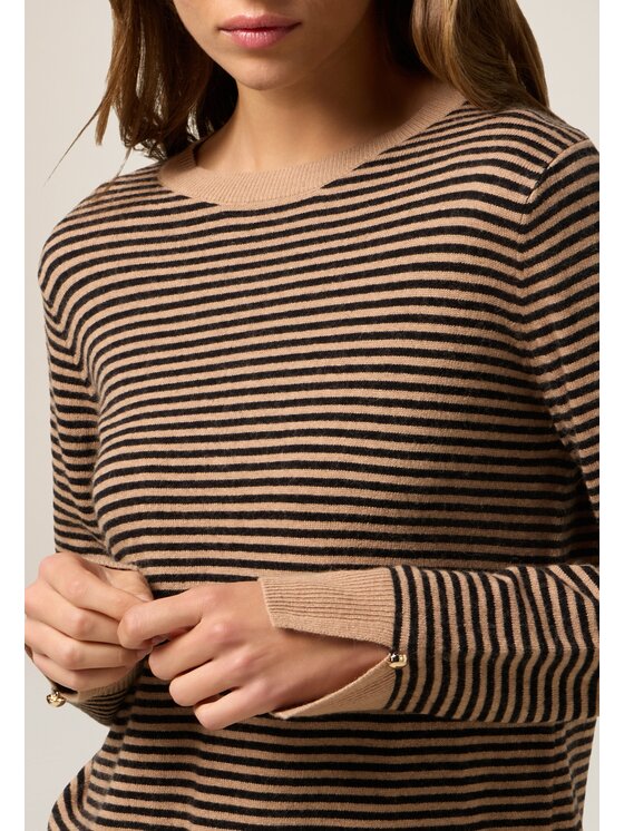 Oltre Oltre Maglione M335J005075N0Z3 Crema Regular Fit