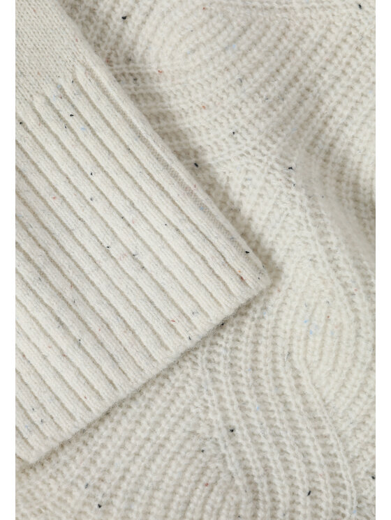 TATUUM TATUUM Sweter ALVERANA Kremowy Classic Fit