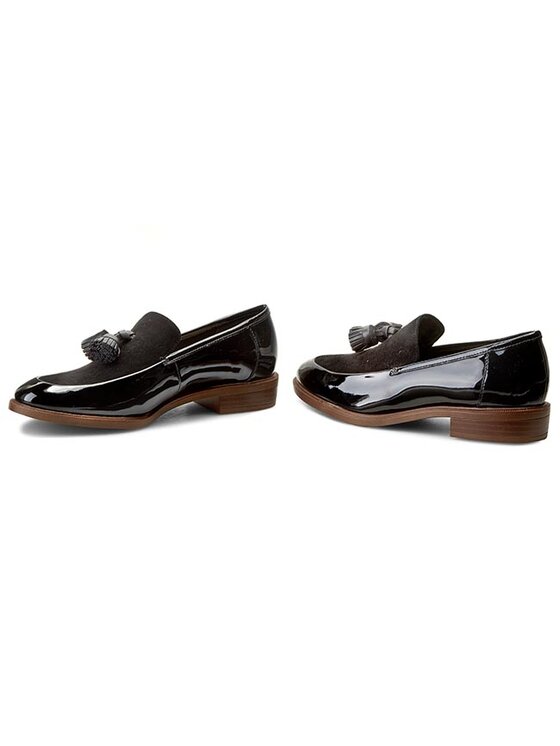 Clarks taylor spring black top