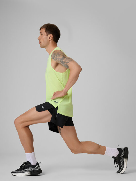 4F 4F Szorty sportowe RUNNING Czarny Regular Fit