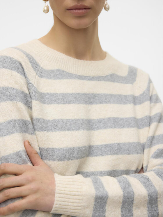 Vero Moda Vero Moda Пуловер Doffy 10201022 Бежов Regular Fit