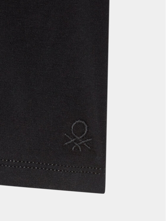 United Colors Of Benetton United Colors Of Benetton Pantaloni scurți de ciclism 3MT1C901D Negru Slim Fit