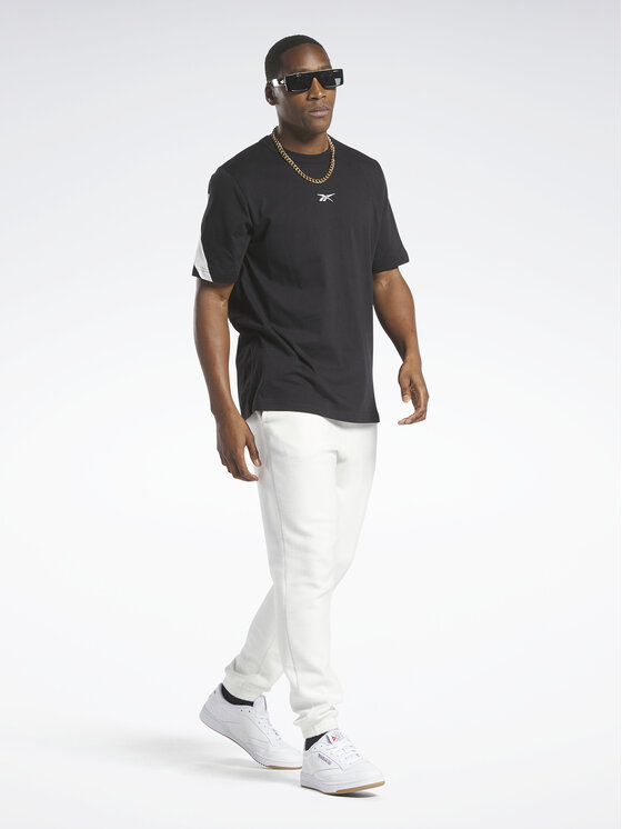 Reebok Reebok T-shirt Classics Brand Proud HY7101 Crna Loose Fit