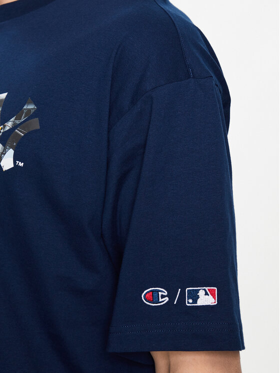 Champion Champion T-Shirt 218923 Granatowy Relaxed Fit