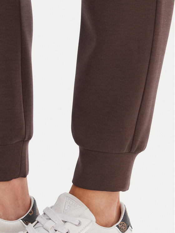 Guess Guess Pantaloni da tuta V4YB08 KCAY2 Marrone Regular Fit
