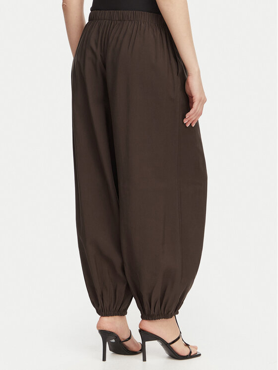ONLY ONLY Hlače Scarly 15380514 Smeđa Relaxed Fit