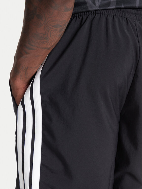 adidas adidas Szorty sportowe Essential 3-Stripes Chelsea JE6436 Czarny Regular Fit