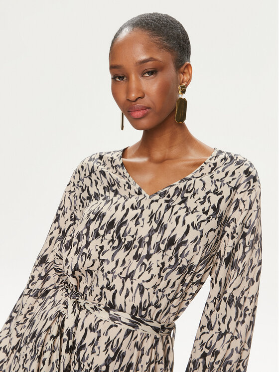 Karen by Simonsen Karen by Simonsen Pluusikleit Nikole 10104885 Beež Regular Fit
