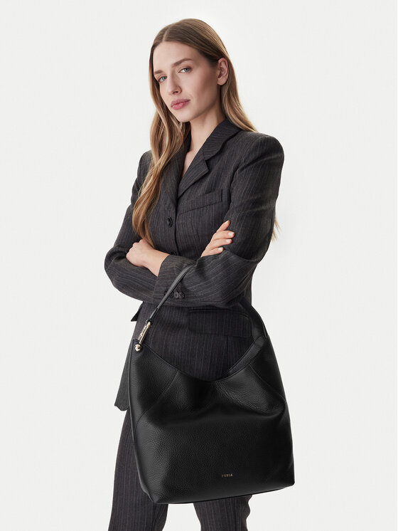 Furla Torebka Lara M WB01900 HSF000 IT O6000 Czarny