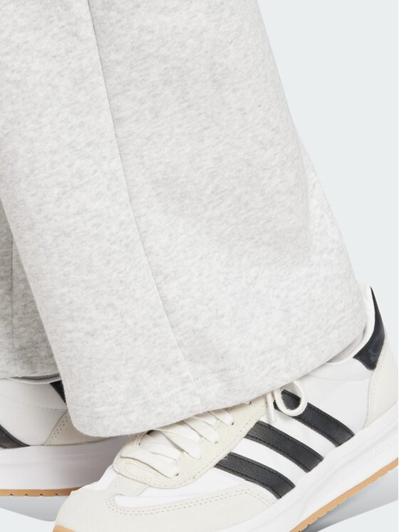 adidas adidas Spodnie materiałowe 163348 Szary Regular Fit