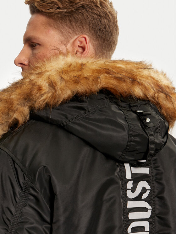 Alpha Industries Alpha Industries Kurtka zimowa 113145 Czarny Regular Fit