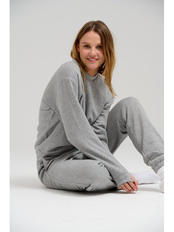 TeeShoppen TeeShoppen Sweter 'Basic Collection' Szary Regular Fit