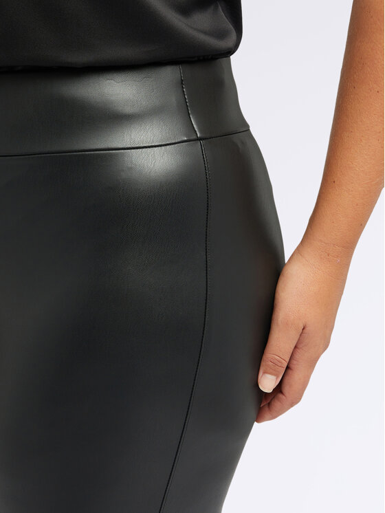 Fiorella Rubino Fiorella Rubino Pantaloni di tessuto P054L002016N033 Nero Regular Fit