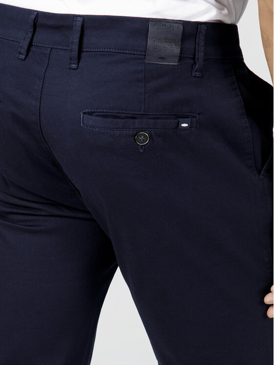 Cross Jeans Cross Jeans Chinosy F 194-613 Granatowy Tapered Leg