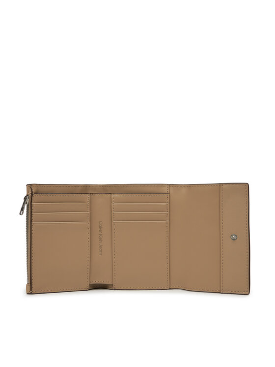 Calvin Klein Jeans Calvin Klein Jeans Mazs sieviešu maks Sculpted Medium Trifold LV04K1078G Bēšs