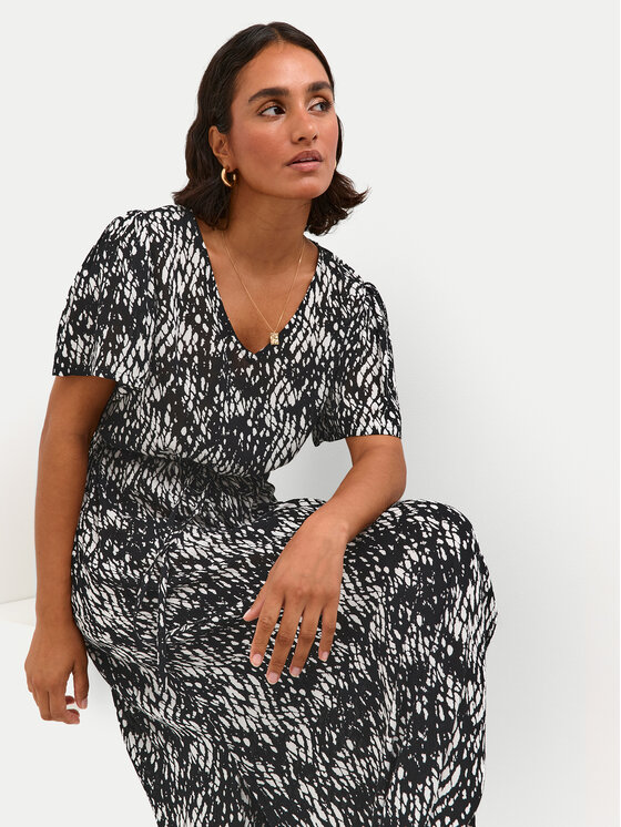 Kaffe Kaffe Sukienka letnia Amber 10508624 Czarny Relaxed Fit