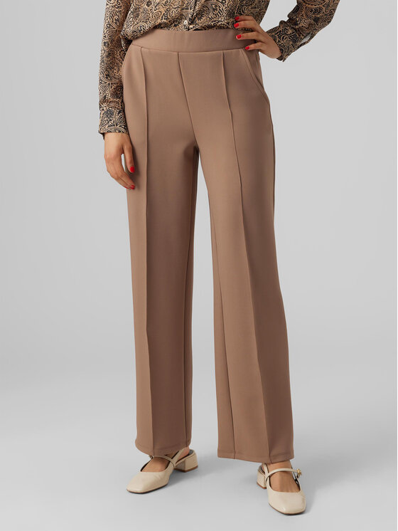 Vero Moda Vero Moda Szövet nadrág 10296830 Barna Relaxed Fit