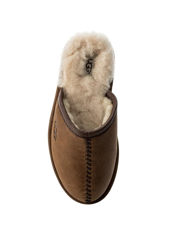 Ugg store scuff deco