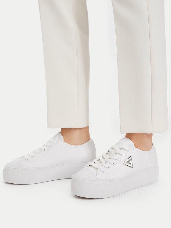 Guess Guess Trampki FLJJZ3 FAB12 Biały