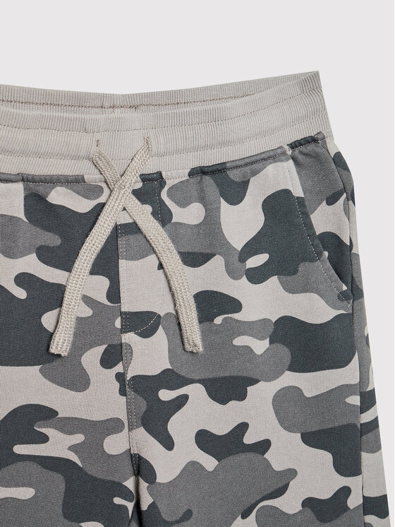 United Colors Of Benetton United Colors Of Benetton Spordišortsid 39A6C900B Hall Regular Fit