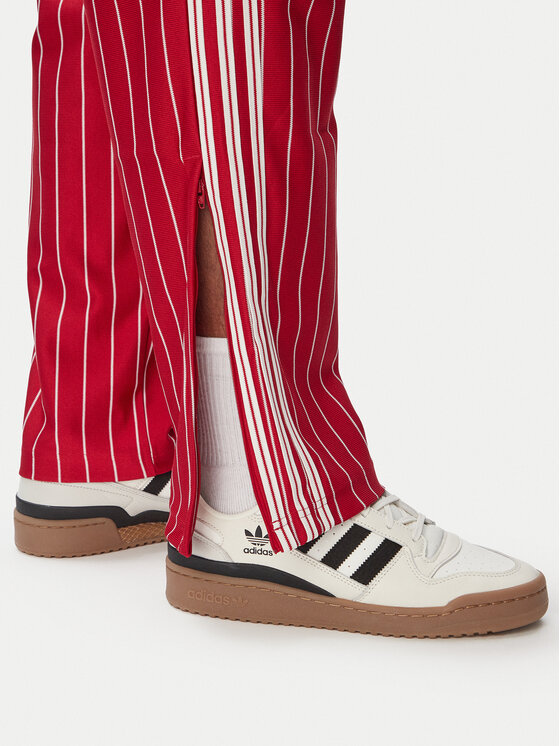 adidas adidas Спортивні штани Firebrid Pinstripes Track KR7230 Червоний Regular Fit