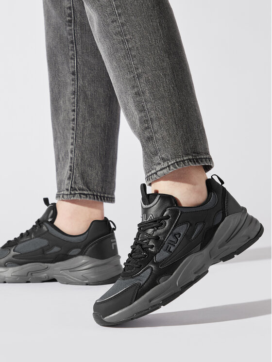 Fila sneakers nere cheap
