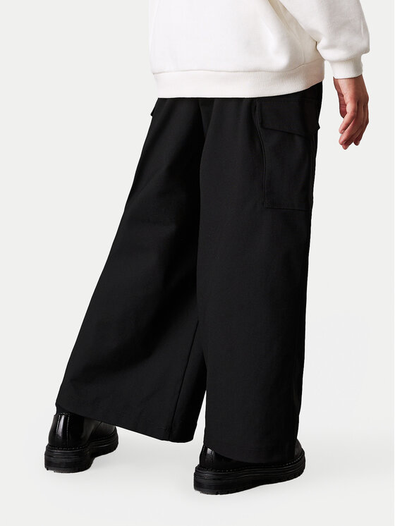 Calvin Klein Jeans Calvin Klein Jeans Παντελόνι υφασμάτινο IG0IG02616 Μαύρο Relaxed Fit