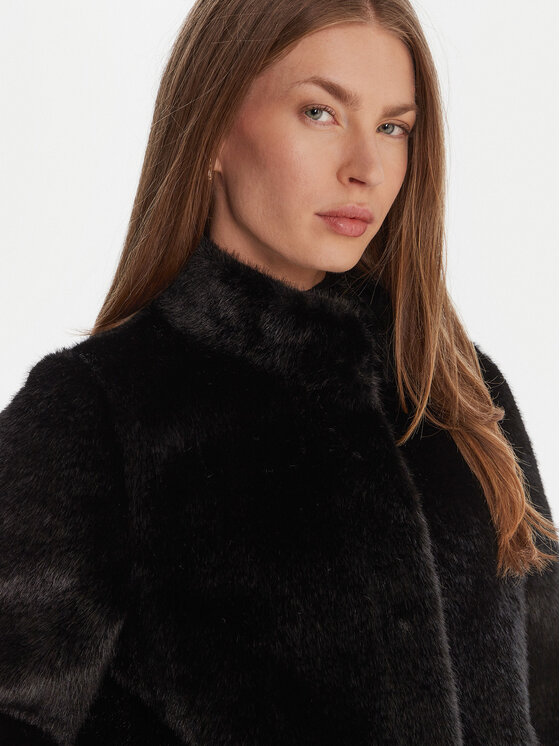 Guess Guess Шуба W5BL64 W3920 Чорний Regular Fit