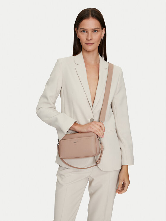 Calvin Klein Calvin Klein Torbica Ck Must Convertible Camera Bag K60K612280 Bež
