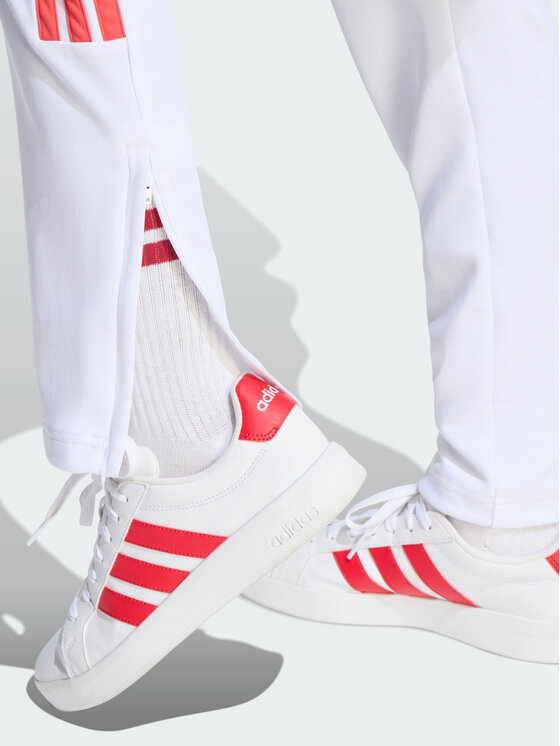 adidas adidas Spodnie materiałowe 162239 Biały Regular Fit