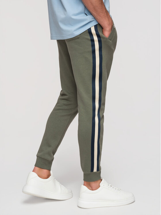 Ombre Ombre Spodnie dresowe P1519 Zielony Regular Fit