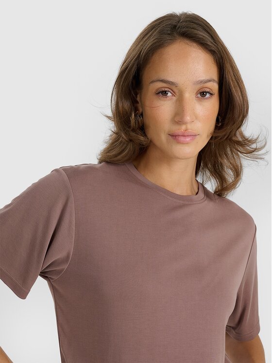 4F 4F T-Shirt 4FRAW25TTSHF3408-82S Hnědá Oversize