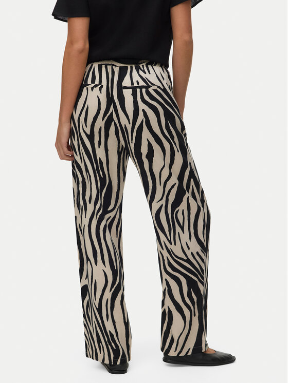 Vero Moda Vero Moda Auduma bikses Jesmilo 10287363 Melns Regular Fit