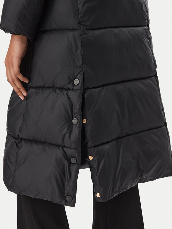 Rinascimento Rinascimento Зимно яке CFC0127042003 Черен Regular Fit