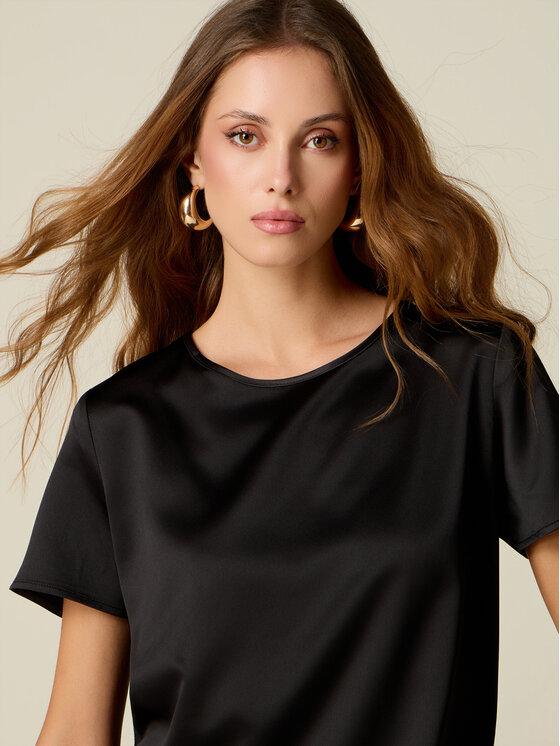 Oltre Oltre T-Shirt G384J204556N033 Czarny Regular Fit