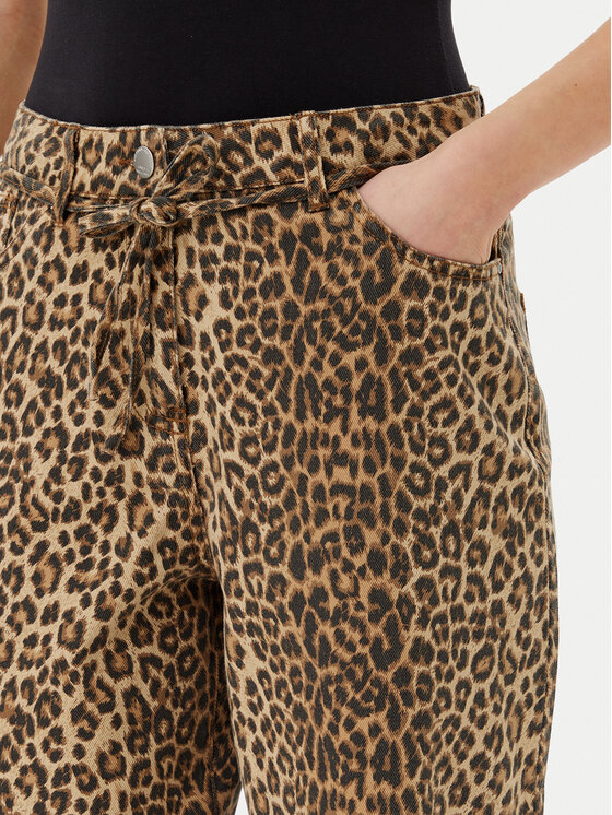ONLY ONLY Pantaloni scurți de blugi Naomi 15351037 Maro Regular Fit