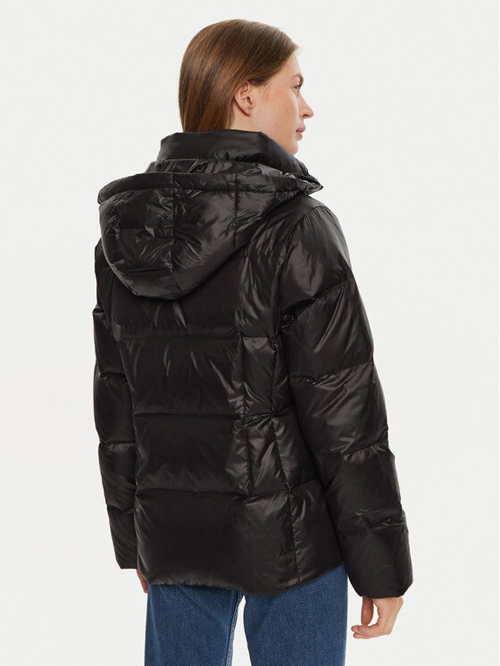 Calvin Klein Calvin Klein Vatovaná bunda K20K207733 Černá Regular Fit