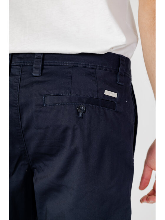 Armani Exchange Armani Exchange Szorty jeansowe 8NZS42 ZN1RZ Niebieski Bermuda Fit