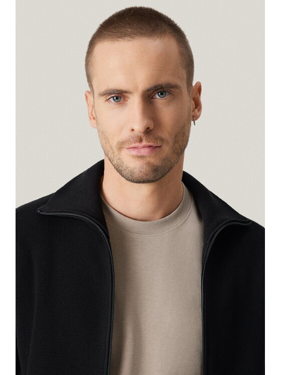 Próchnik Próchnik Sweter PM18 SW073225000119 Czarny Regular Fit