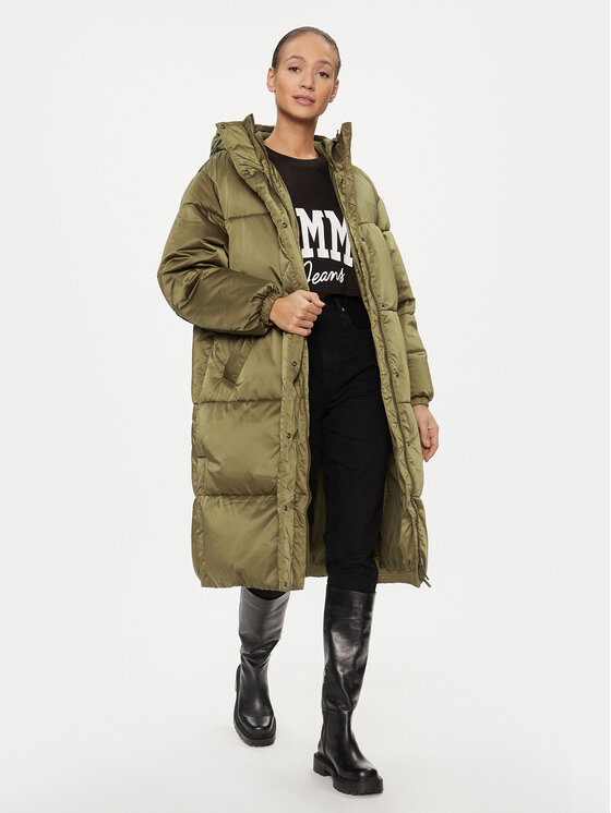 Tommy Jeans Tommy Jeans Зимно яке Satin DW0DW16587 Зелен Relaxed Fit