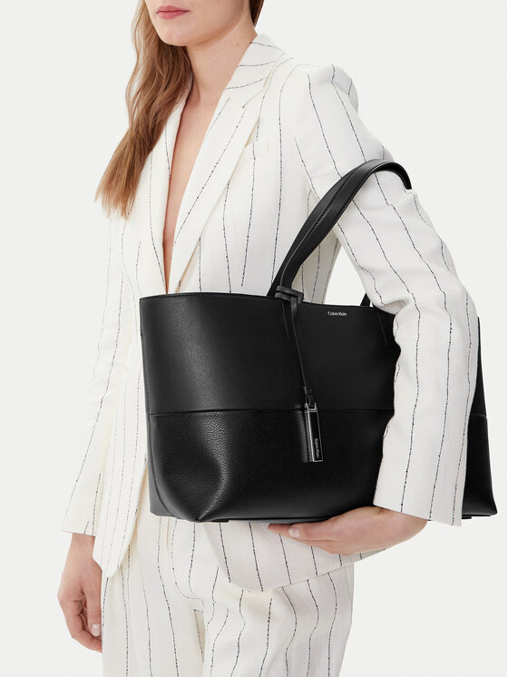 Calvin Klein Calvin Klein Torebka Ck Mixmedia Medium Shopper K60K613011 Czarny