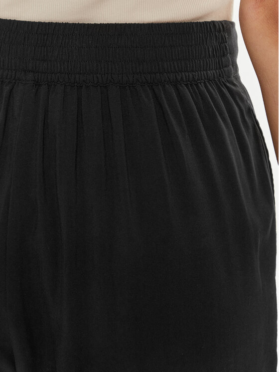 ONLY ONLY Pantalon scurți din material Nova 15325521 Negru Regular Fit