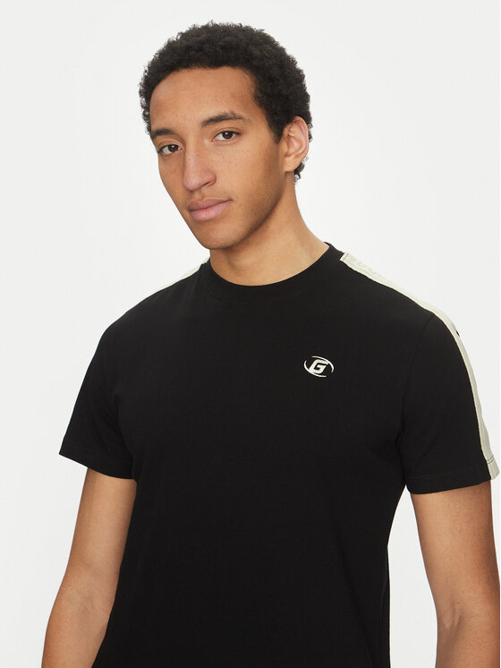 Guess Guess T-shirt Z5GI13 I3Z14 Nero Regular Fit
