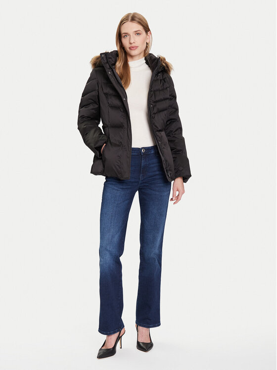 Guess Guess Daunenjacke W5BL31 W2802 Schwarz Regular Fit