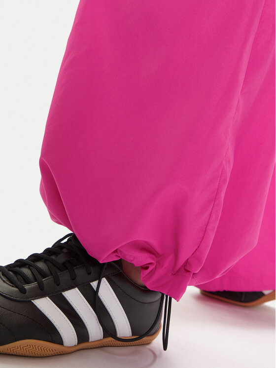 adidas adidas Spodnie dresowe Teamgeist adicolor JV7481 Różowy Oversize