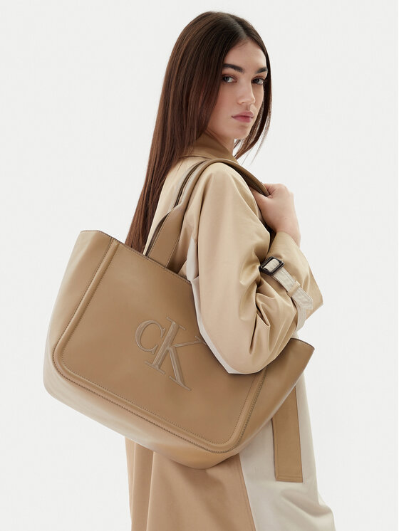 Calvin Klein Calvin Klein Kabelka Bold Ck Medium Tote LV04F3218G Béžová