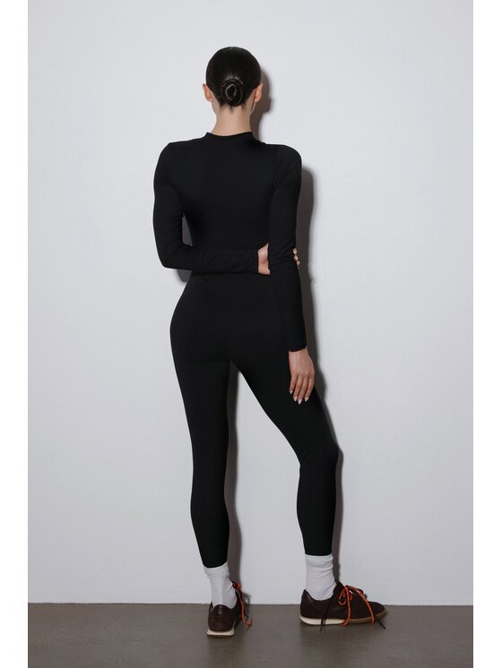 Estro Estro Kombinezon ER00119506 Czarny Slim Fit